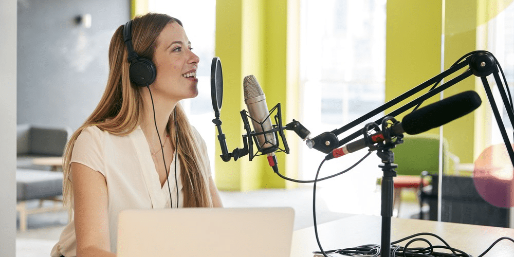 The Role of Podcast Hosting and Distribution in Business Growth