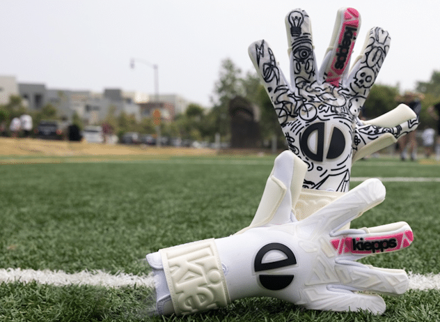 New Goalkeeper Glove Brand from Los Angeles Is Making a Wild Roar_2