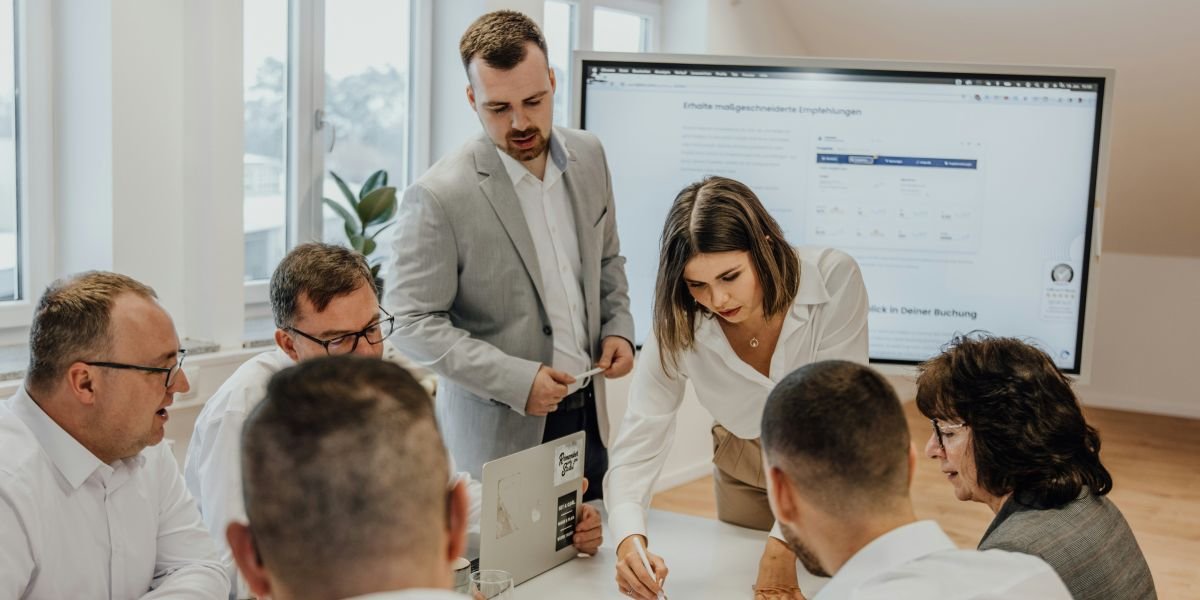 Dealfounders Introduces M&A Education Program for Business Owners