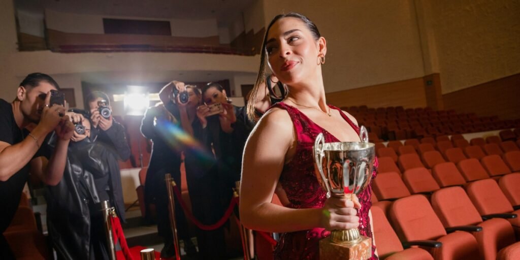 Golden Globe Nominations 2025: 'One Battle After Another' Dominates Nods, Signals Awards Momentum