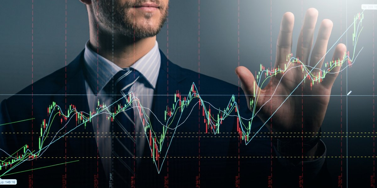 Growth Tech or Value How Macro Uncertainty is Forcing Sector Rotation