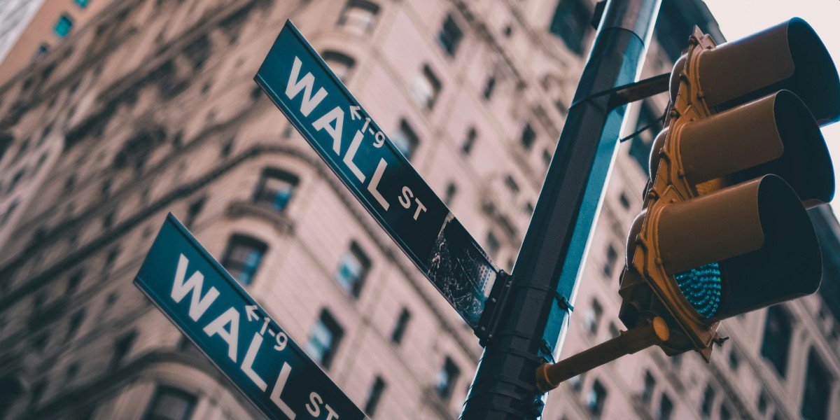 US Equities Extend Rally as Wall Street Awaits Federal Reserve Policy Signal