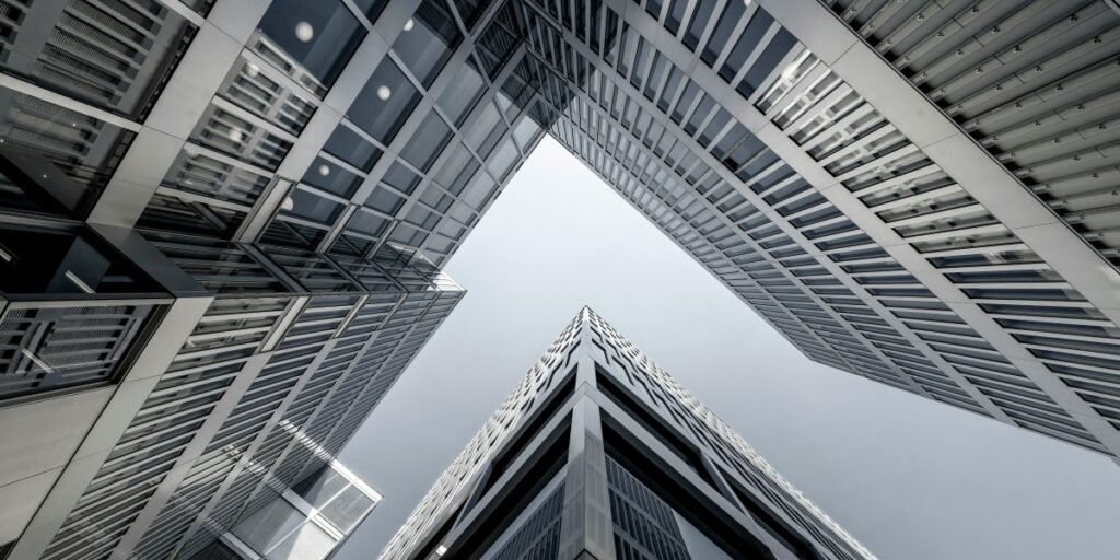 Apollo's $25B Private Credit BDC Caps Withdrawals at 45 Cents on the Dollar — What It Means for the $1.8 Trillion Market