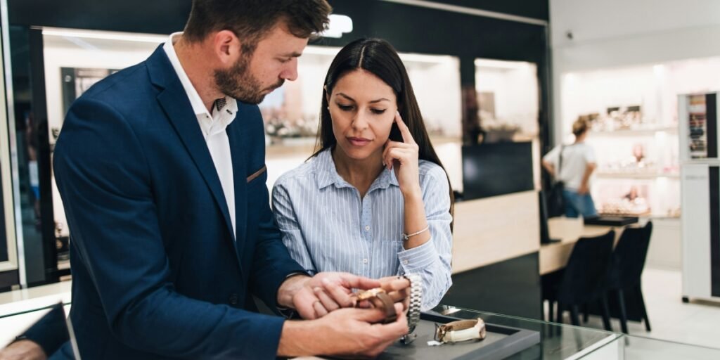 Gold and Silver Prices Fall as the U.S. Dollar Gets Stronger