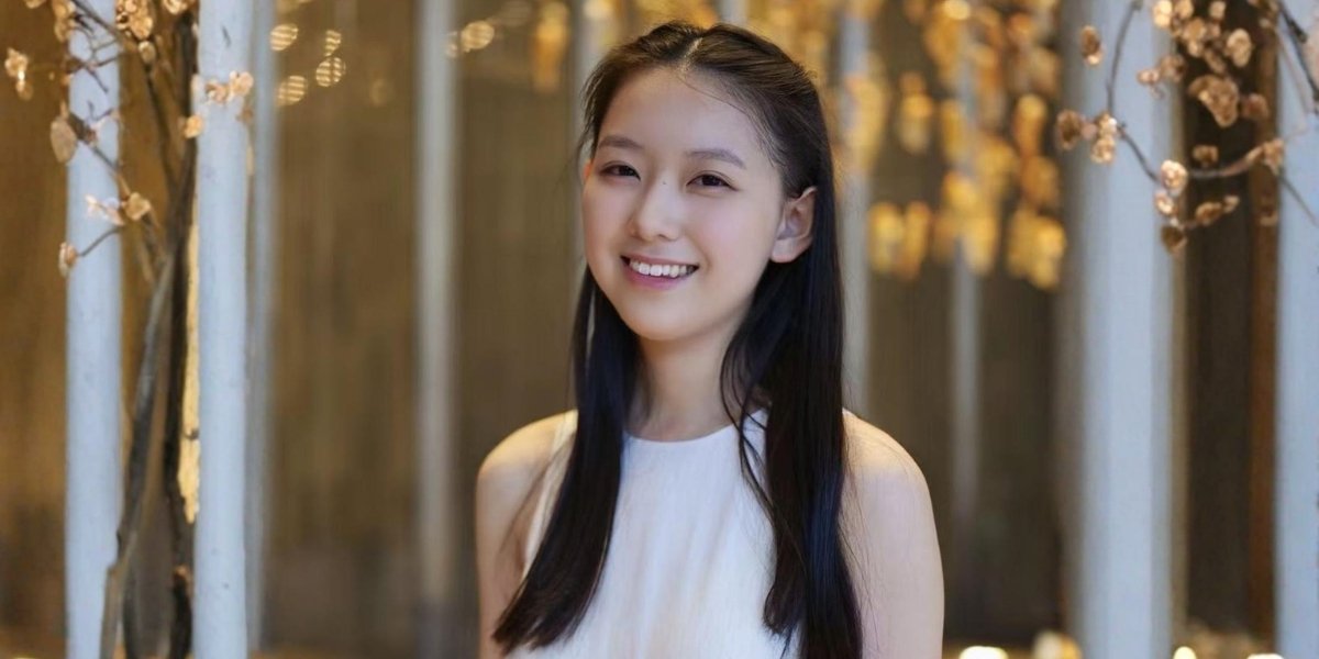 18-Year-Old Pianist Belle Chi Records Complete Chopin Piano Concertos for Debut Album