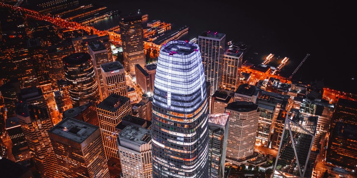 Salesforce Tower