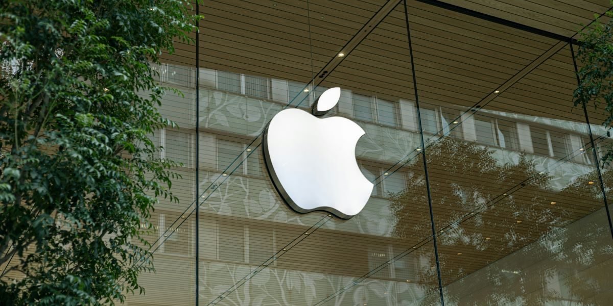 APPLE LOGO