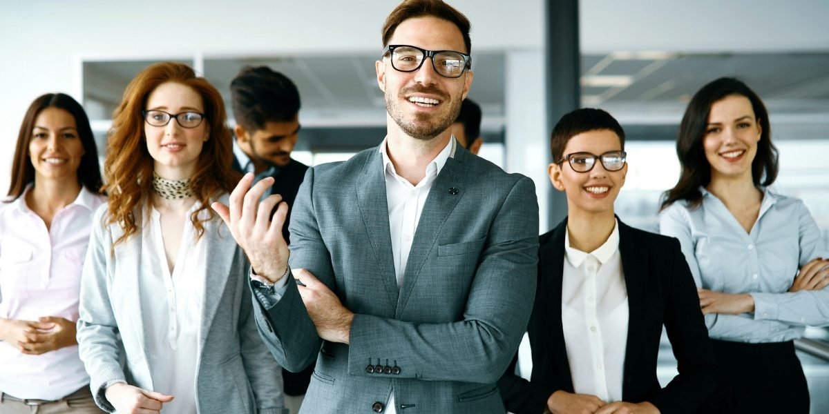 The Double-Edged Sword: Understanding Nepotism's Pros, Cons, and Legal Issues in Business