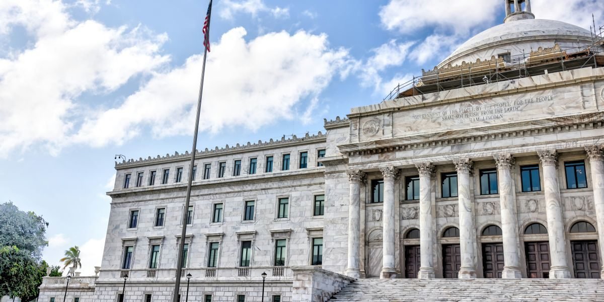 Wall Street Faces Major Correction After Federal Reserve Signals Hawkish Pause